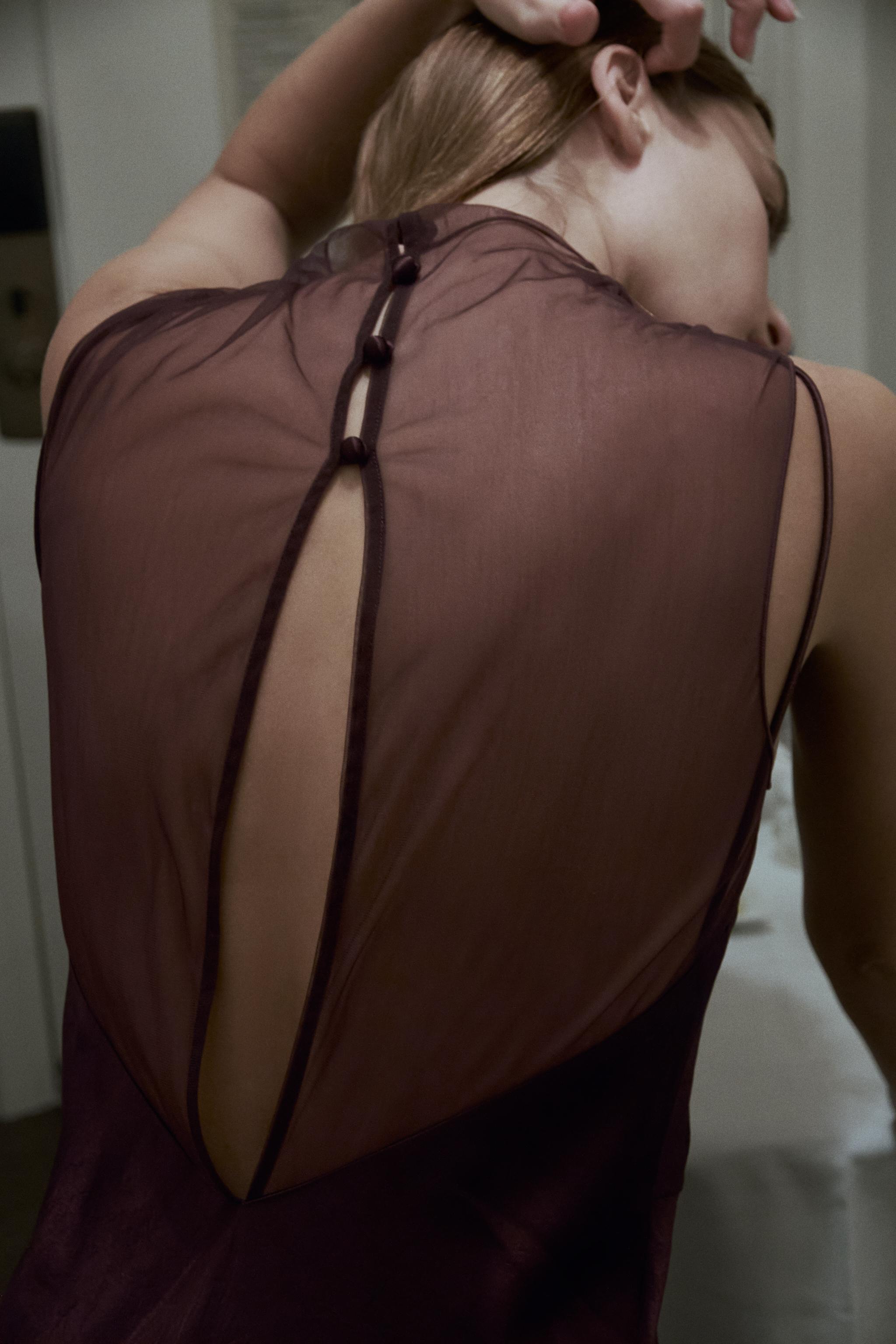 LONG SATIN EFFECT MESH DRESS